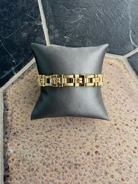14kt. Gold Link Bracelet - Polished Geometric Links 7.25” long